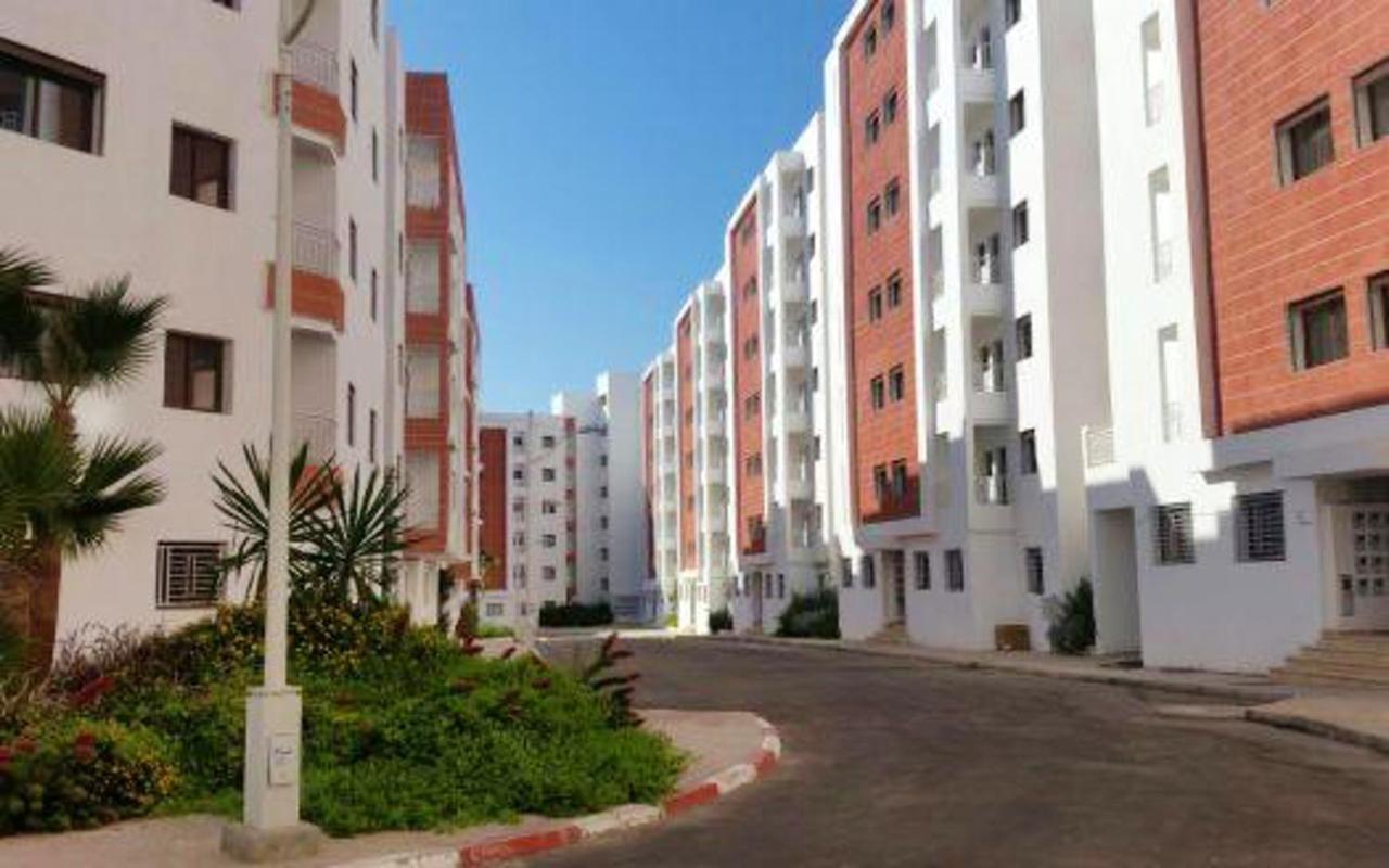 2 Bedrooms With View Enclosed Garden And Wifi At Apartment *