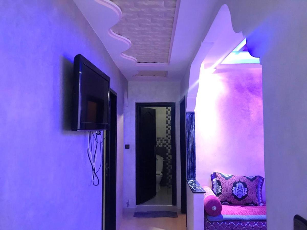 Apartment 2 Bedrooms With View Enclosed Garden And Wifi At